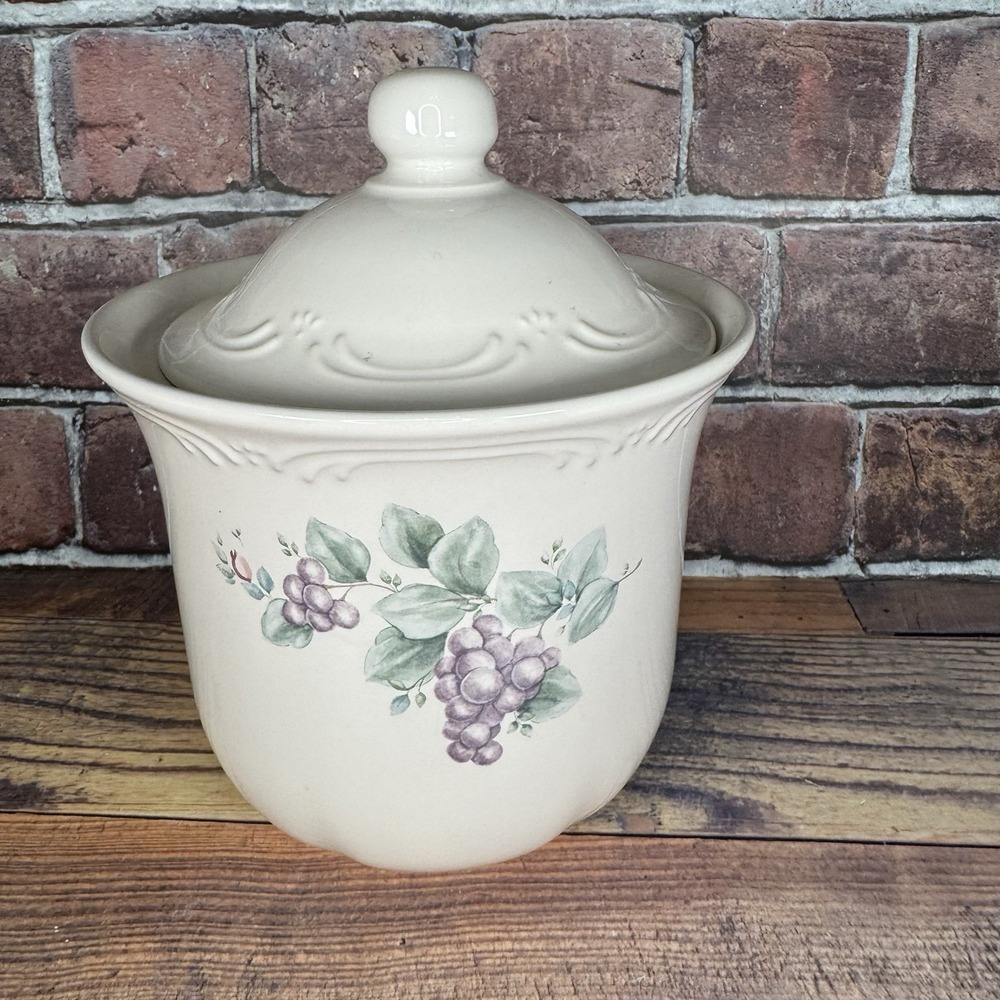 Vintage Pfaltzgraff Grapevine Stoneware Canister W Lid Discontinued- READ
